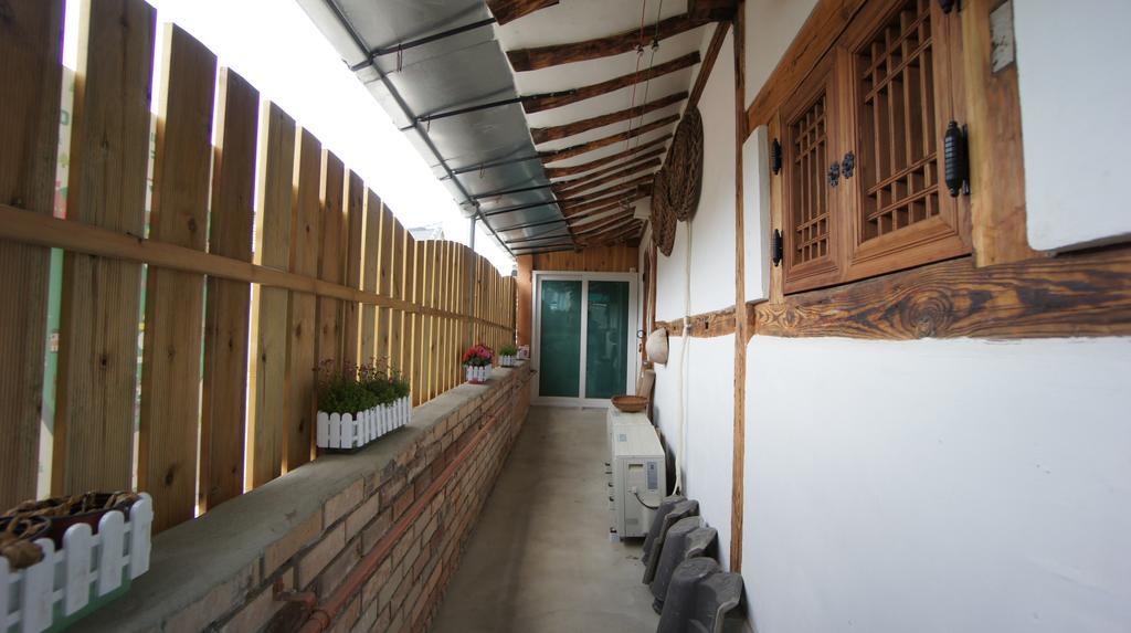 1928 Suimmaru Hanok Guesthouse Чонджу Екстериор снимка