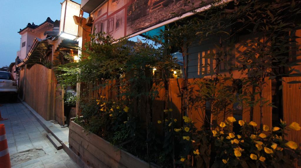 1928 Suimmaru Hanok Guesthouse Чонджу Екстериор снимка