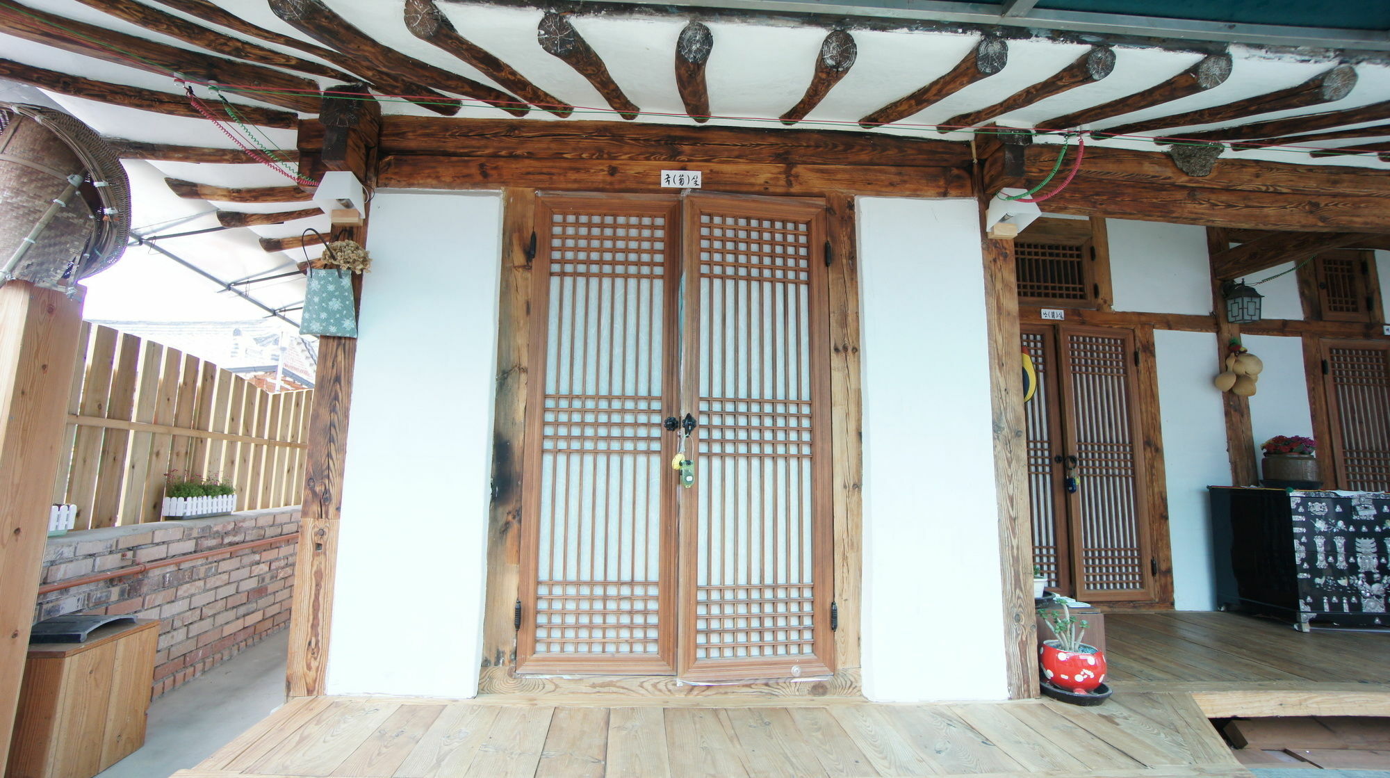 1928 Suimmaru Hanok Guesthouse Чонджу Екстериор снимка